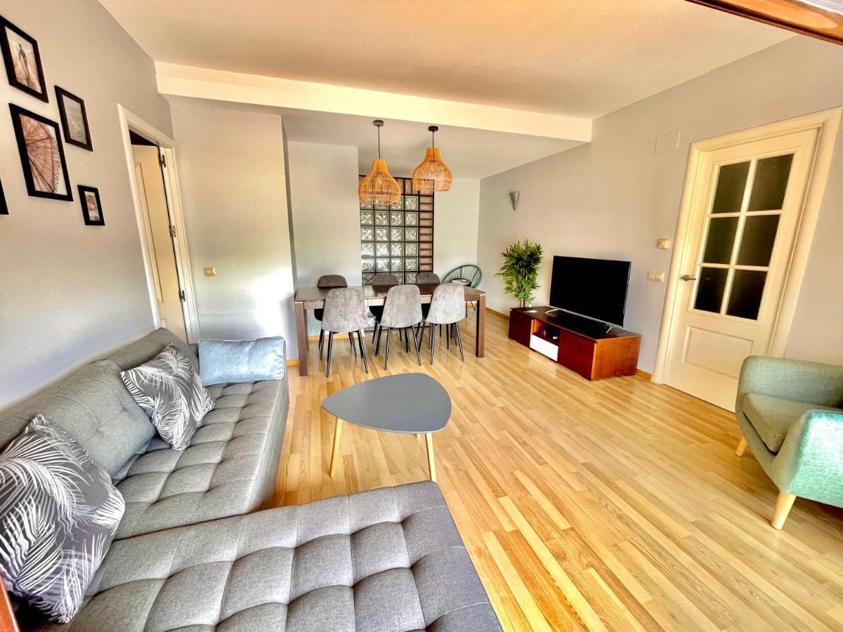 Seahomes Vacations, Fenals Beach&Chic, Pk, Top Apartment Full Equipped Lloret de Mar Esterno foto